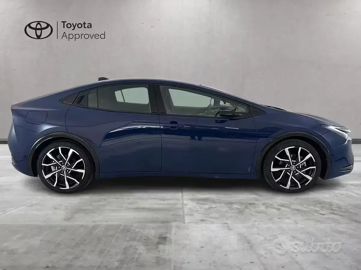 Usata Toyota Prius Lounge 2025 Bluazzurro Utilitaria