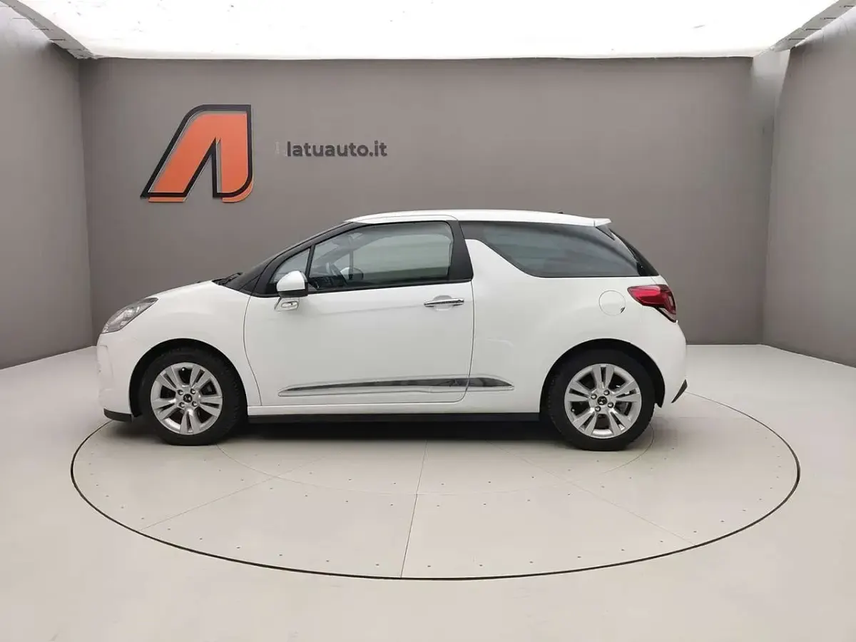 Usata DS Automobiles DS3 So Chic 110 CV (80 kW) 2016 Bianco Utilitaria