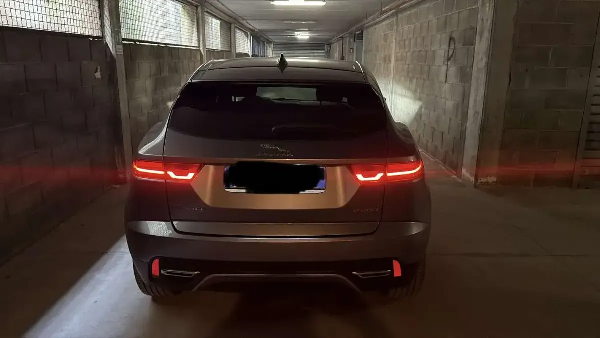 Usata Jaguar E-Pace R-Dynamic 204 CV (150 kW) 2021 SUV