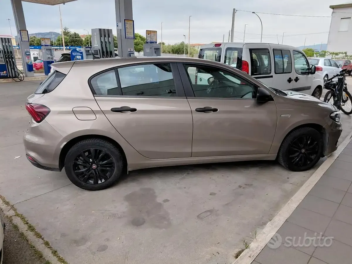 Usata Fiat Tipo Street 95 CV (69 kW) 2021 Giallo Berlina