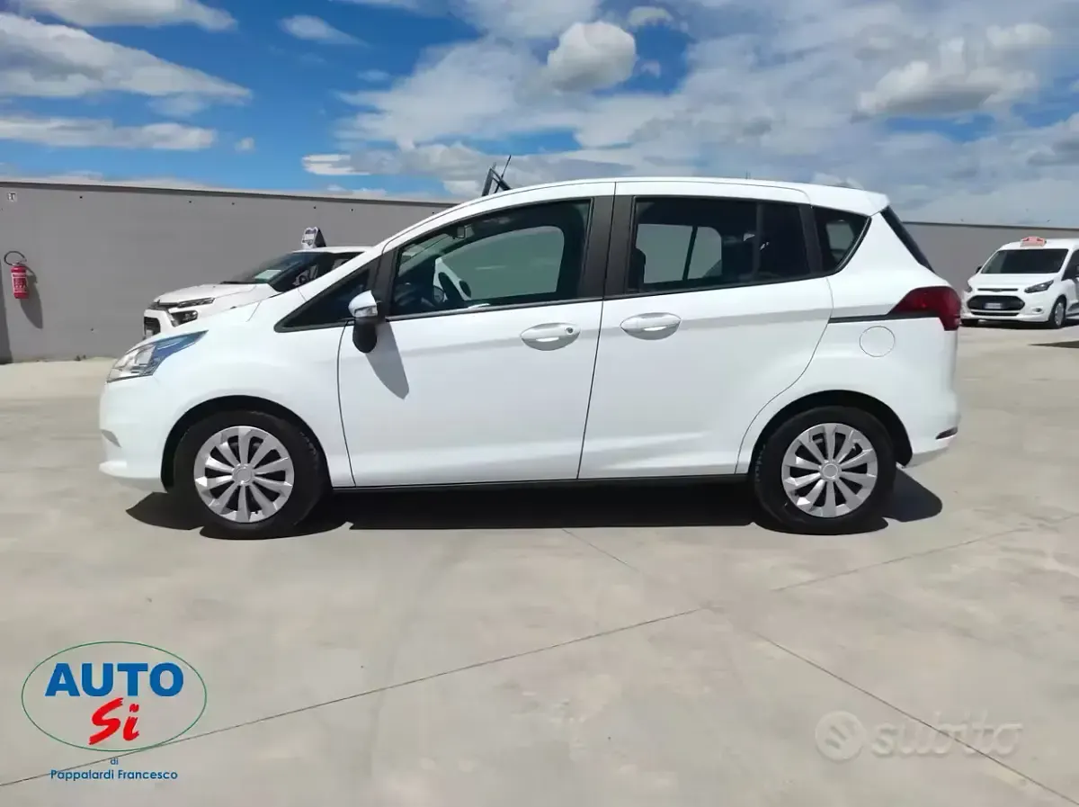 Usata Ford B-MAX 75 CV (55 kW) 2015 Bianco Monovolume