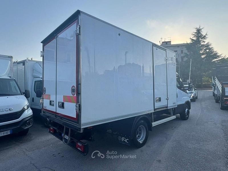 Usata Iveco Daily 179 CV (131 kW) 2020 Gray