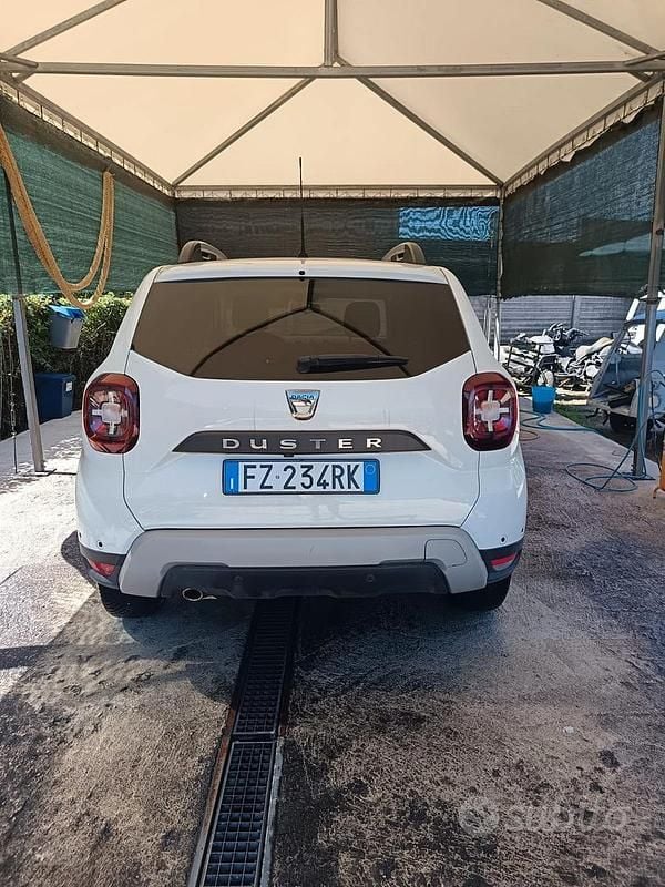 Usata Dacia Duster 114 CV (83 kW) 2019 Bianco SUV