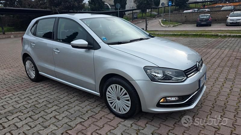 Usata VW Polo Comfortline 74 CV (54 kW) 2015 Grigio Berlina