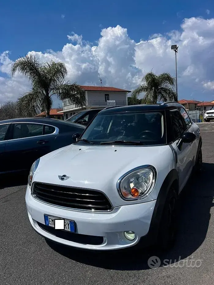 Usata Mini Cooper Countryman 111 CV (81 kW) 2013 Bianco SUV