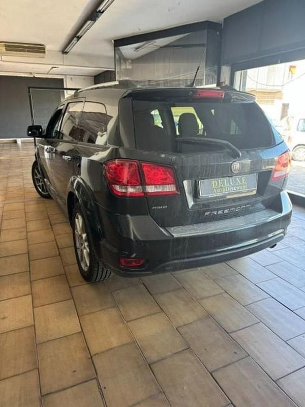 Usata Fiat Freemont 140 CV (102 kW) 2012 Nero SUV