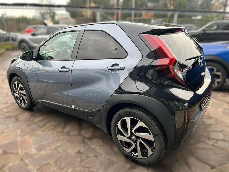 Nuova Toyota Aygo X Trend 72 CV (52 kW) 2025 Persian salt SUV