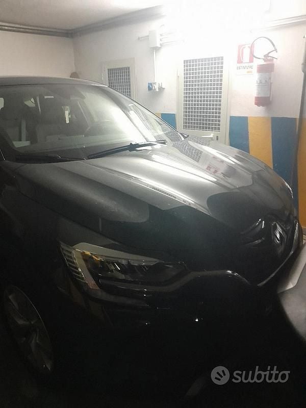 Usata Renault Captur Equilibre 90 CV (66 kW) 2023 Blu SUV