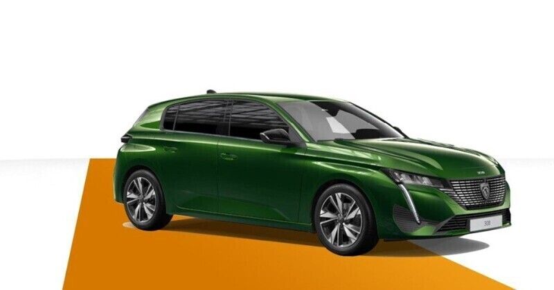 Usata Peugeot e-308 Allure 61 kW (84 CV) 2023 Verde olivine Utilitaria
