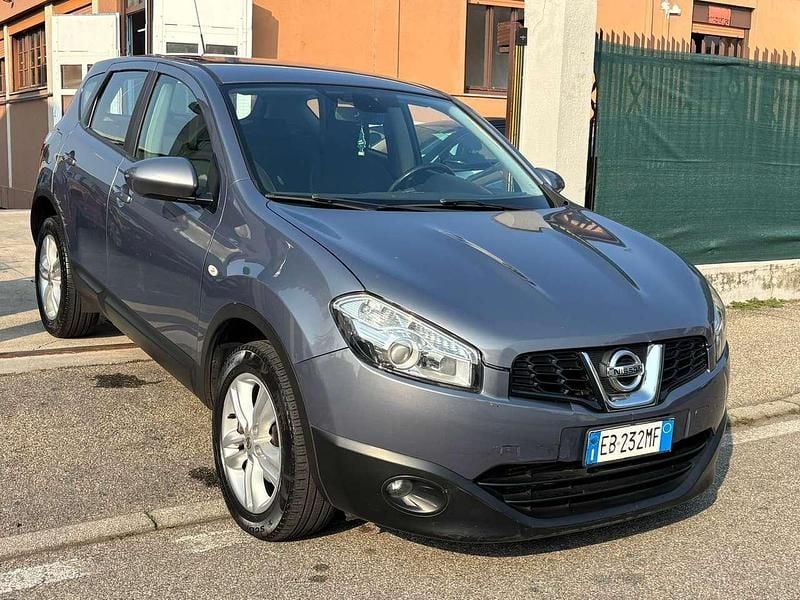 Grigio Usata 2010 Nissan Qashqai SUV | 5600 € (Super prezzo) - Immagine 1/4