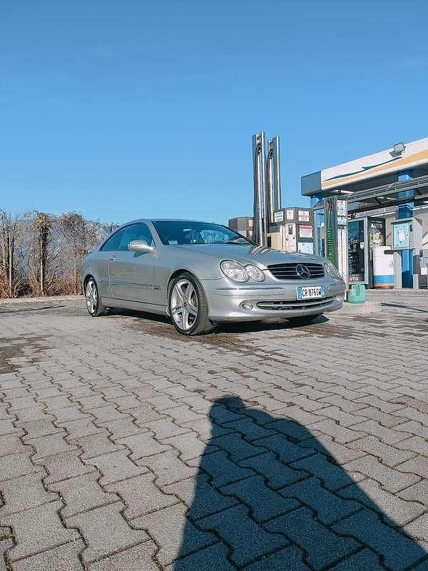 Usata Mercedes CLK270 Avantgarde 170 CV (125 kW) 2005 Coupé