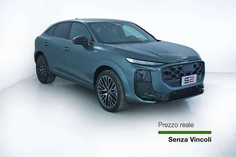 Nuova Audi Q3 S-Line 150 CV (110 kW) 2026 Verde SUV