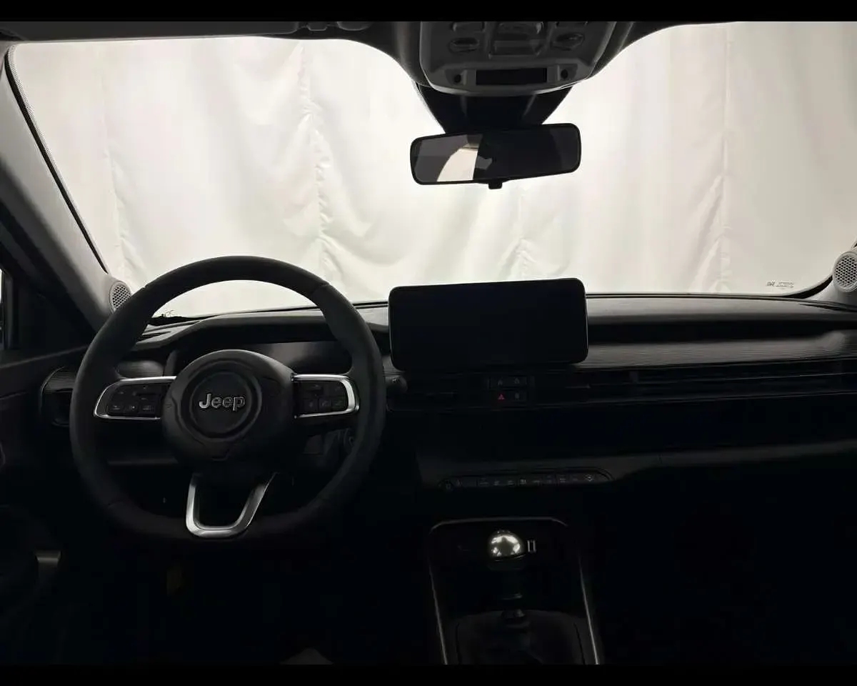 Usata Jeep Avenger Altitude 101 CV (74 kW) 2025 Volcano SUV