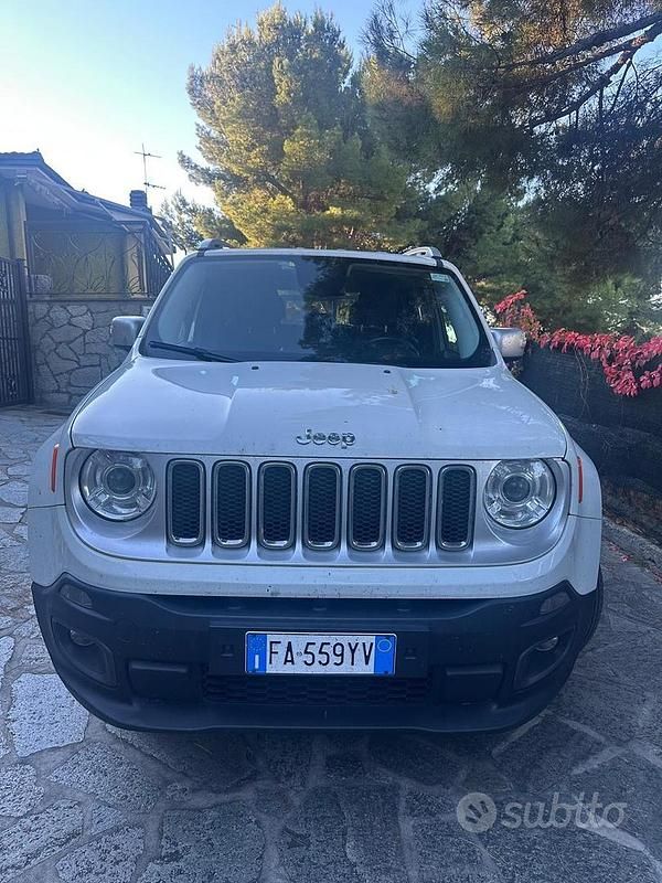 Usata Jeep Renegade Limited 140 CV (102 kW) 2015 Bianco SUV