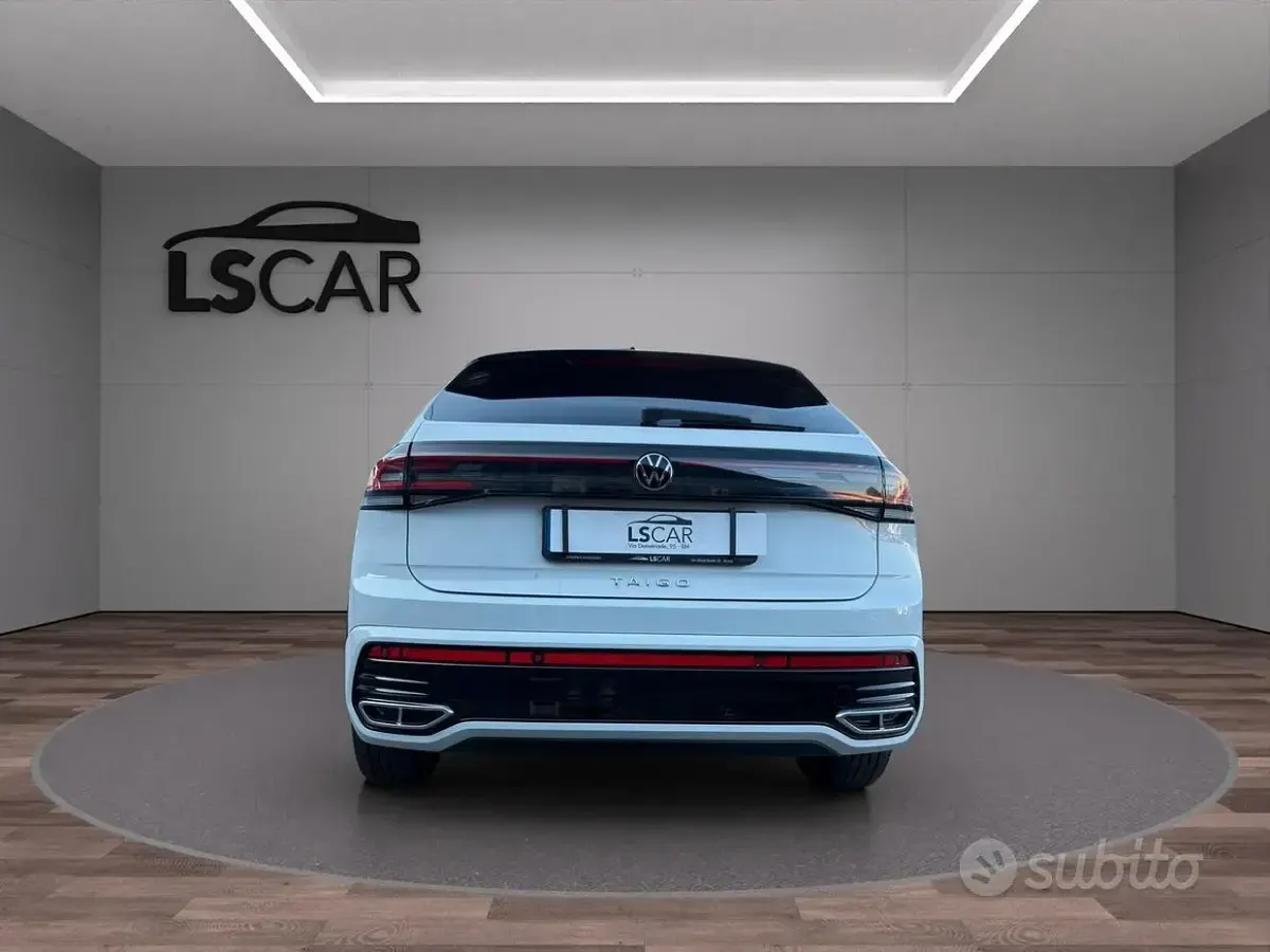 Usata VW Taigo R-line 110 CV (80 kW) 2023 Bianco SUV