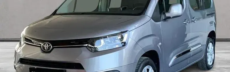 Nuova Toyota Proace Comfort 56 kW (77 CV) 2026 Bianco Monovolume