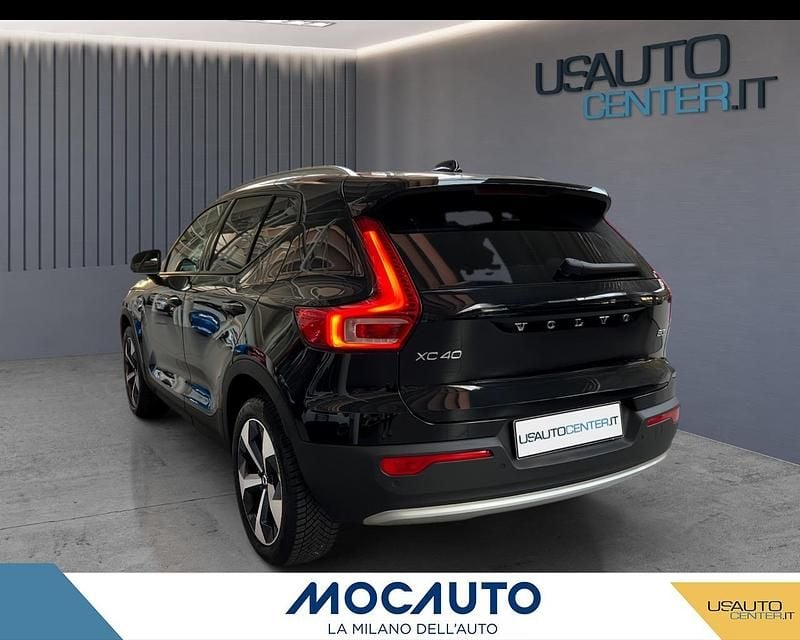 Usata Volvo XC40 Core 163 CV (119 kW) 2024 Nero SUV