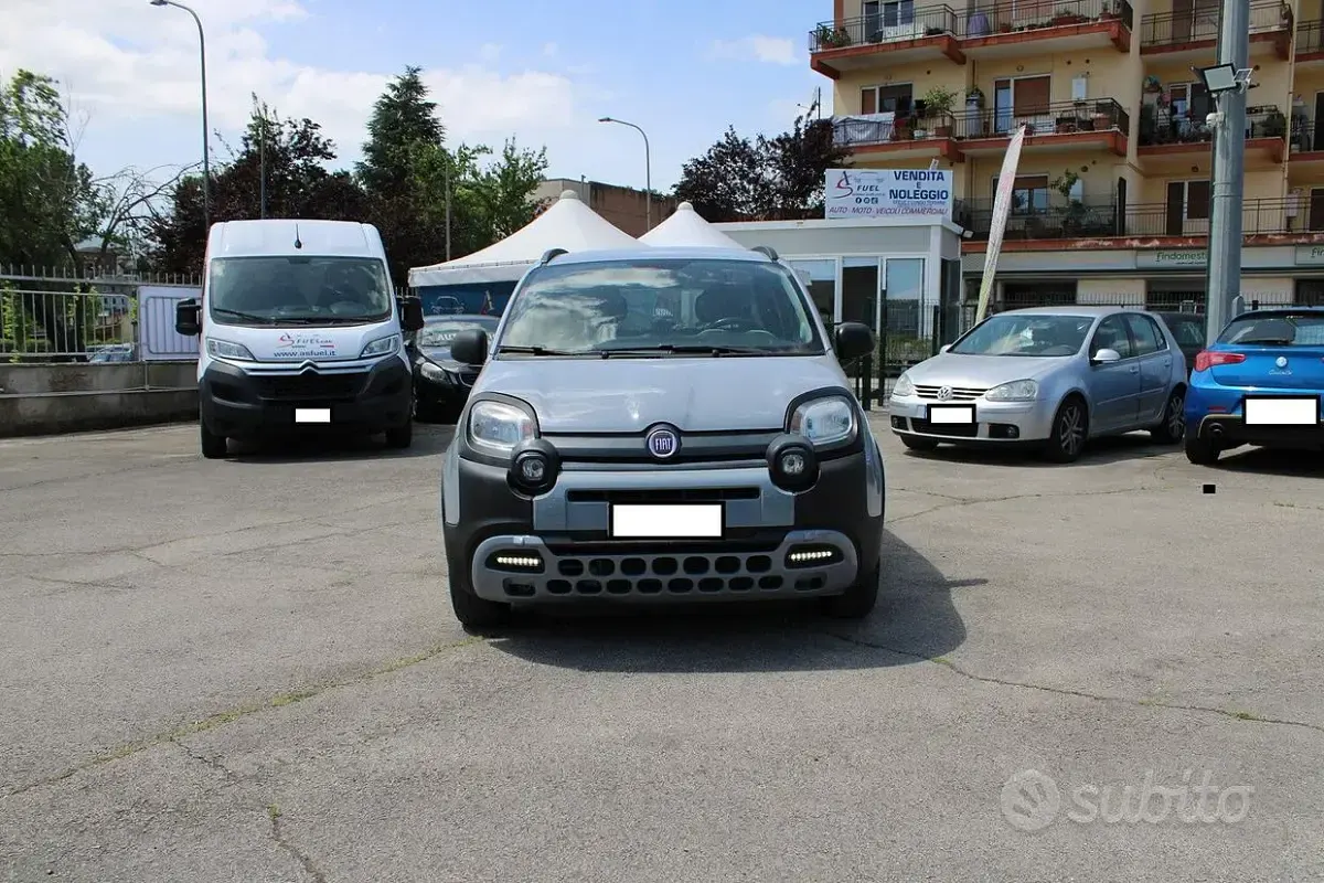 Usata Fiat Panda Cross Cross 69 CV (50 kW) 2018 Grigio Utilitaria