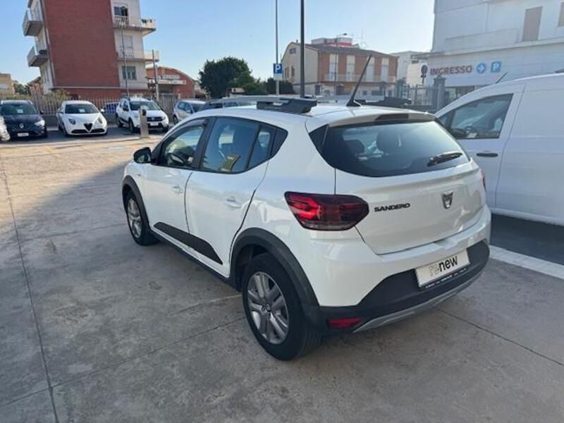 Usata Dacia Sandero Comfort 90 CV (66 kW) 2021 Bianco Utilitaria