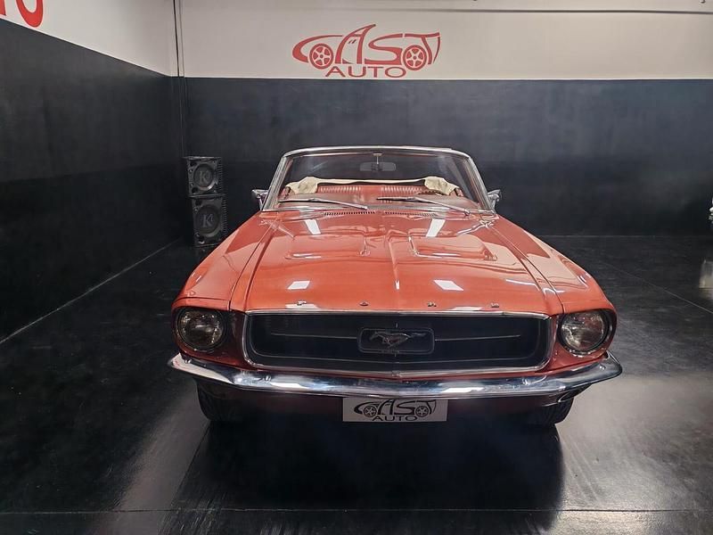 Usata Ford Mustang Convertible 183 CV (134 kW) 1967 Marrone Cabrio