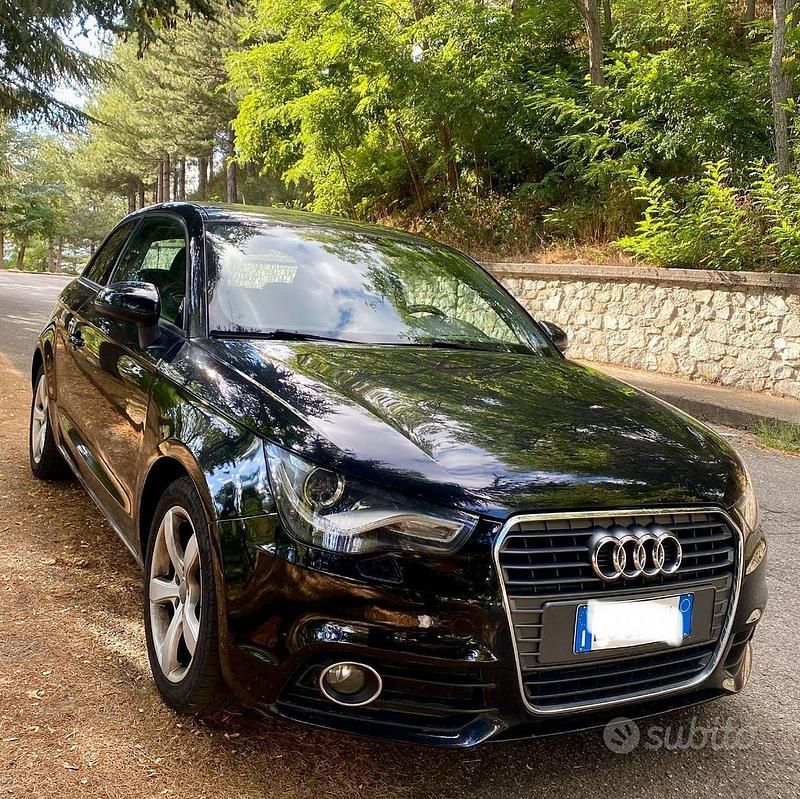 Usata Audi A1 Premium 105 CV (77 kW) 2011 Nero Utilitaria
