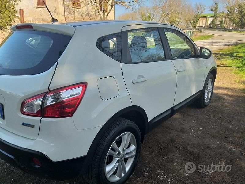 Usata Nissan Qashqai Acenta 2011 SUV