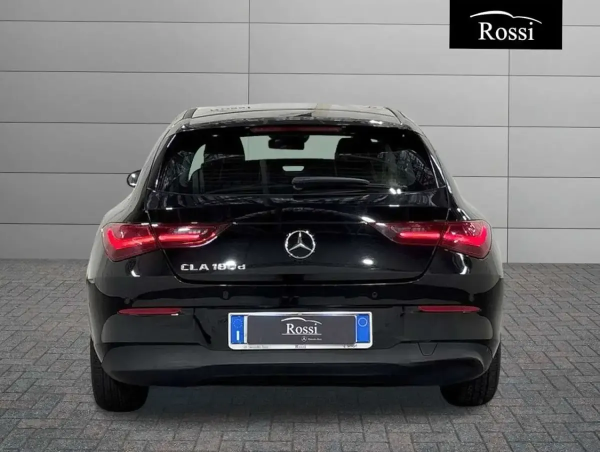 Usata Mercedes CLA180 Shooting Brake Advanced 116 CV (85 kW) 2025 Nero notte Station wagon