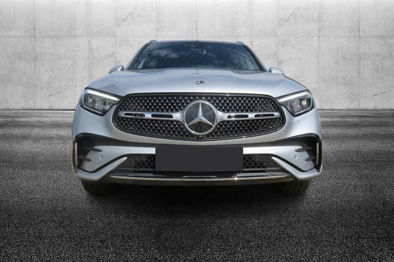 Usata Mercedes GLC220 Advanced 197 CV (144 kW) 2024 Argento metallizzato SUV