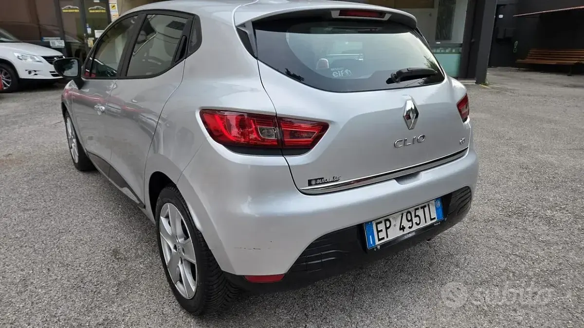 Usata Renault Clio IV 75 CV (55 kW) 2013 Grigio Berlina