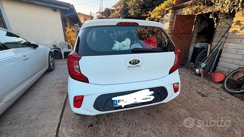 Usata Kia Picanto 2018 Utilitaria