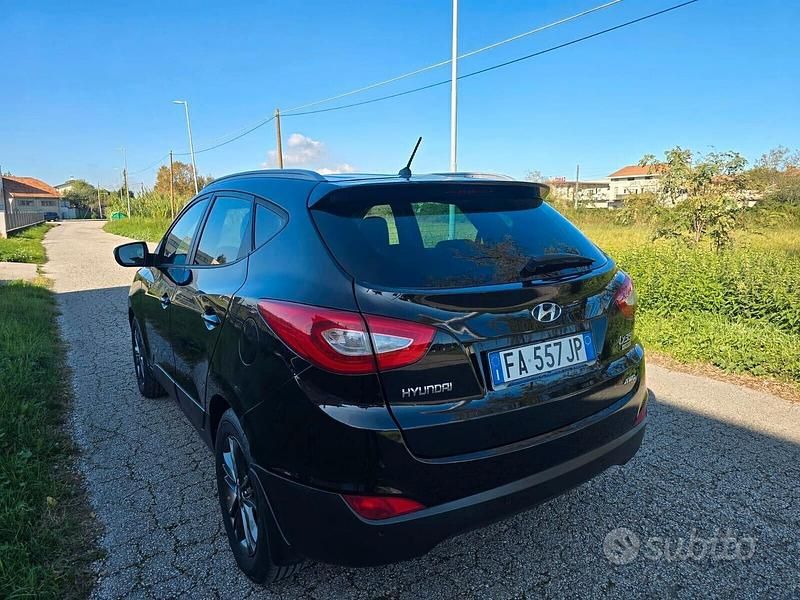 Usata Hyundai ix35 Classic 183 CV (134 kW) 2015 Nero SUV