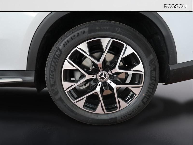 Nuova Mercedes GLC220 Advanced 197 CV (144 kW) 2025 Argento Coupé