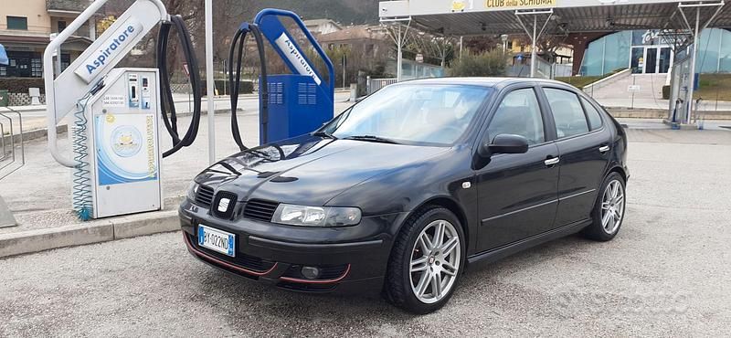 Occasion Seat Leon 150 ch (110 kW) 2002 Noir Citadine