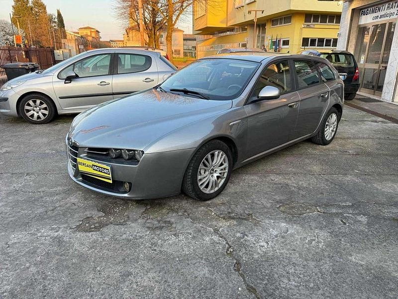 Usata Alfa Romeo 159 Distinctive 150 CV (110 kW) 2009 Grigio Station wagon