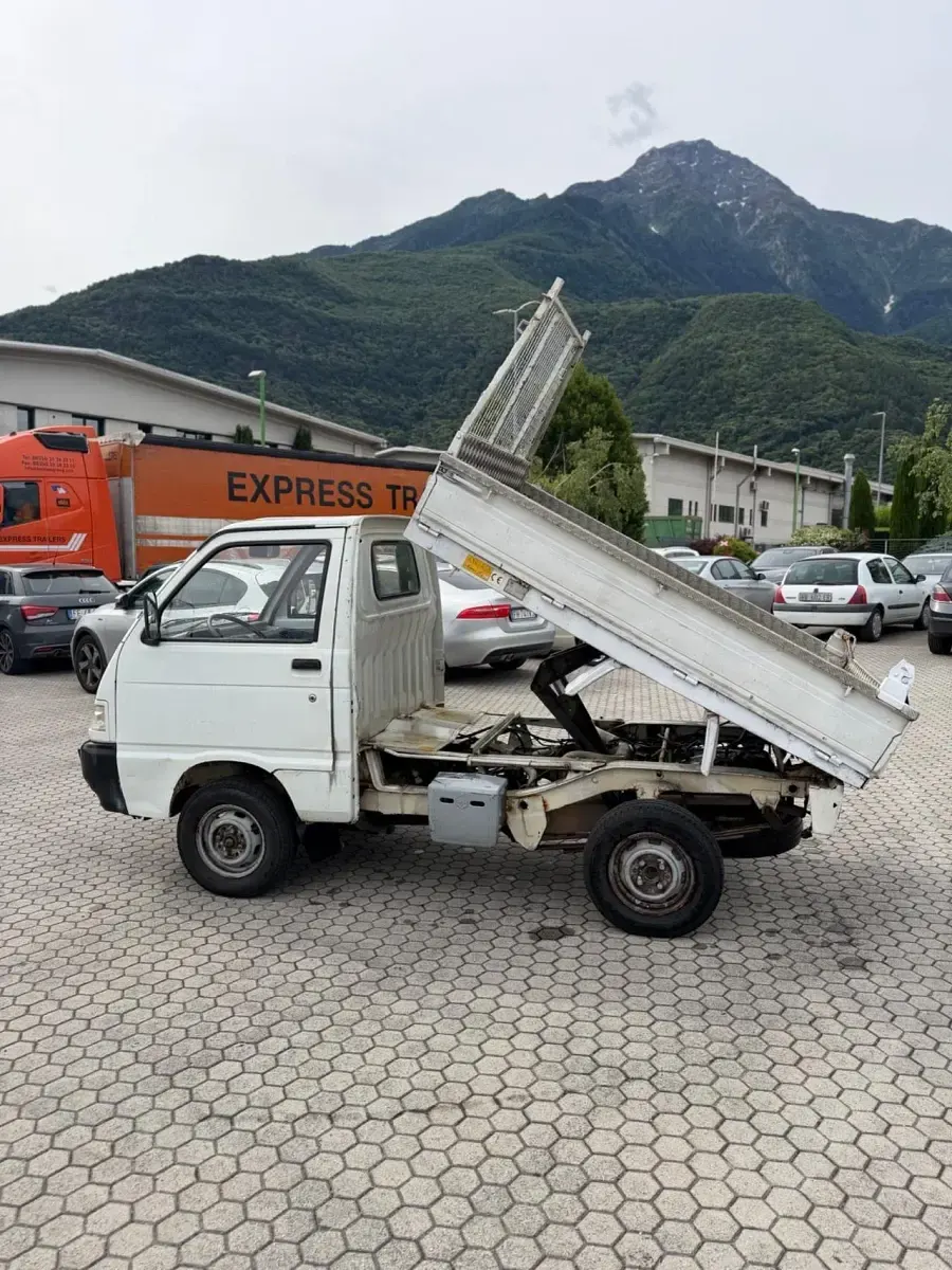 Usata Piaggio Porter 65 CV (47 kW) 2002 Bianco