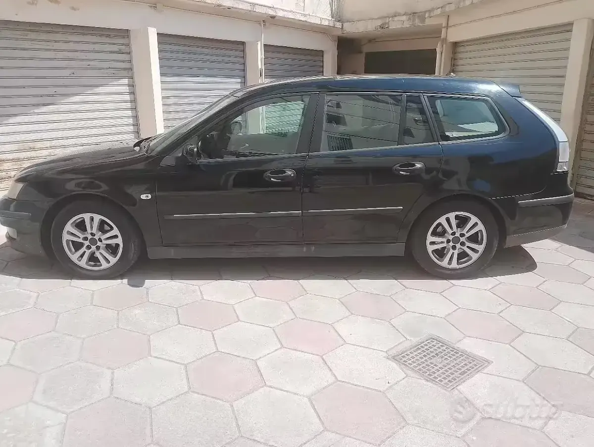Usata Saab 9-3 131 CV (96 kW) 2007 Nero Station wagon