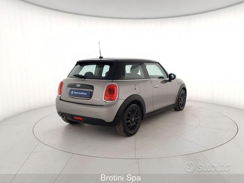 Usata Mini Cooper 136 CV (100 kW) 2018 Grigio Utilitaria