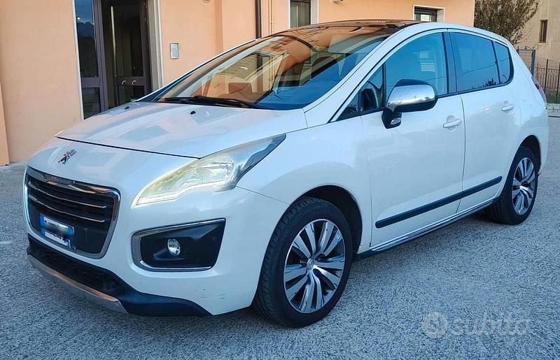Usata Peugeot 3008 120 CV (88 kW) 2015 Bianco Station wagon