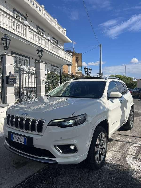 Usata 2019 Jeep Cherokee Overland SUV | 20.500 € (Cara) - Immagine 1/4