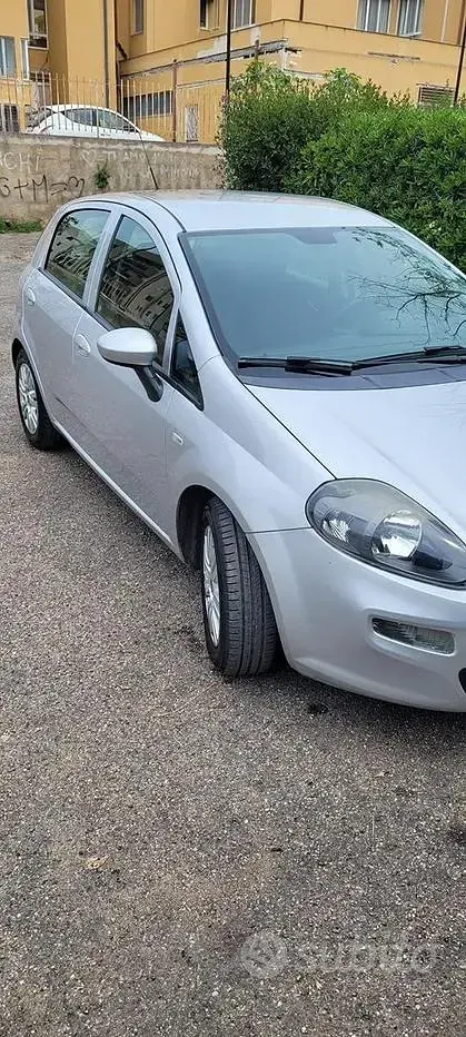 Usata Fiat Grande Punto 95 CV (69 kW) 2016 Grigio Utilitaria