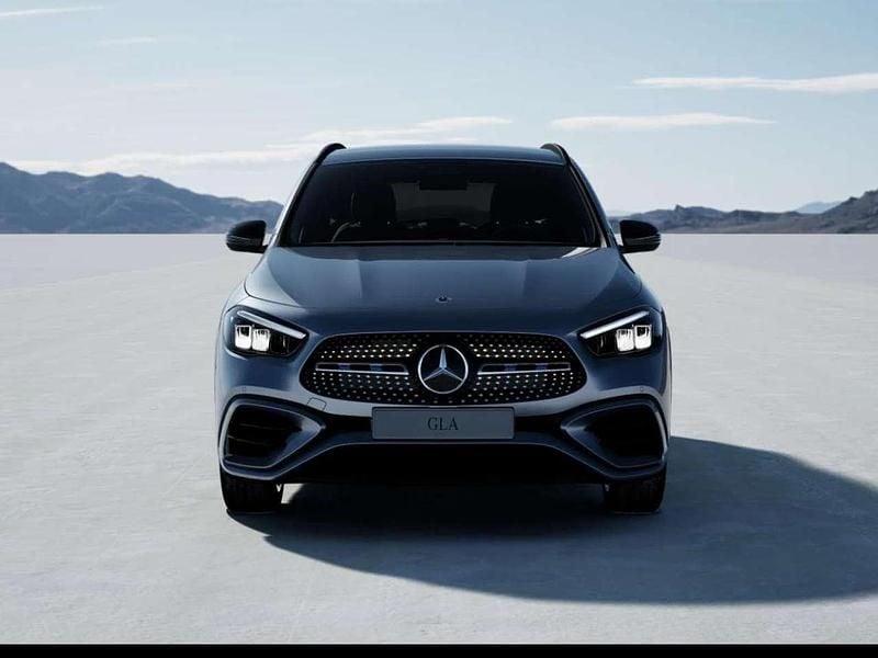 Nuova Mercedes GLA180 Advanced Plus 116 CV (85 kW) 2026 Argento SUV