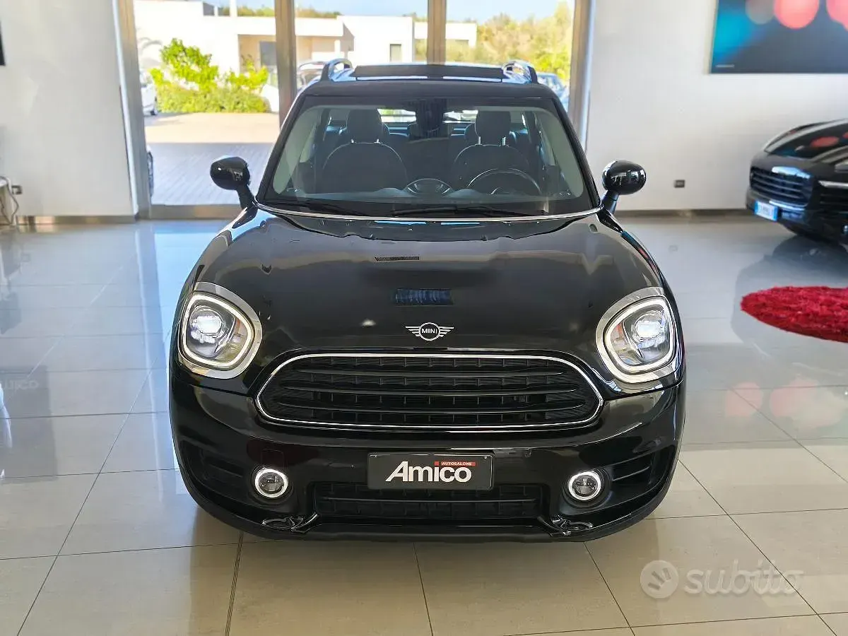 Usata Mini One Countryman 102 CV (75 kW) 2019 Nero SUV