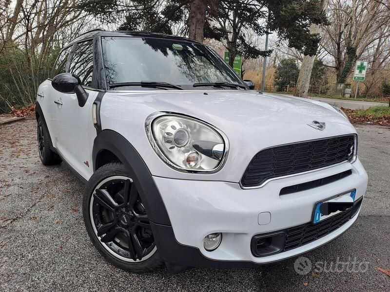 Usata 2010 Mini Cooper S Countryman SUV | 10.999 € (Molto cara) - Immagine 1/4
