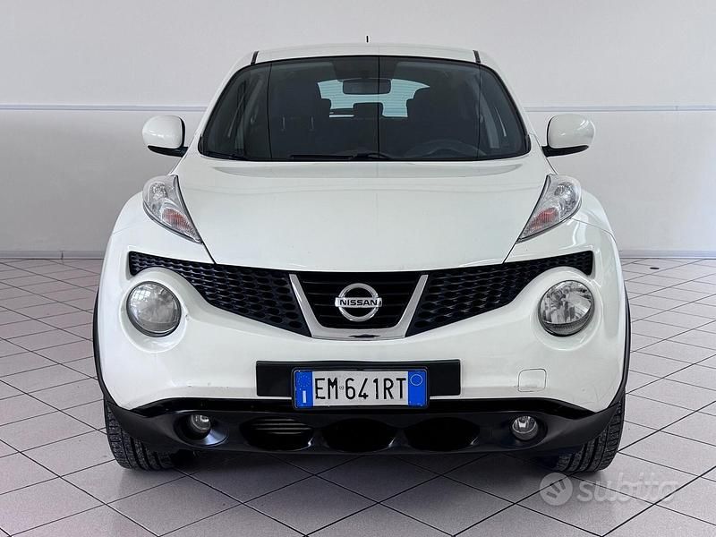Usata Nissan Juke Tekna 110 CV (80 kW) 2012 Bianco SUV