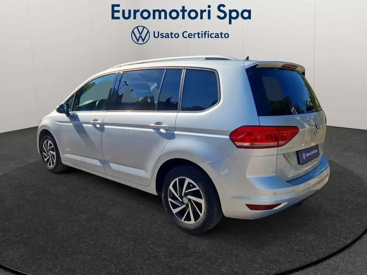 Usata VW Touran Business 116 CV (85 kW) 2018 Argento Monovolume