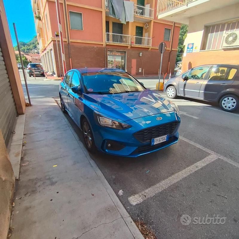 Usata Ford Focus ST-Line 125 CV (91 kW) 2019 Blu/azzurro Berlina