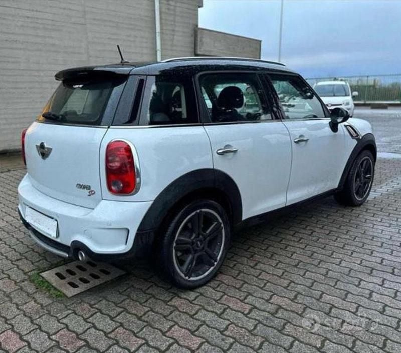 Usata Mini Cooper SD Countryman 150 CV (110 kW) 2012 Bianco SUV