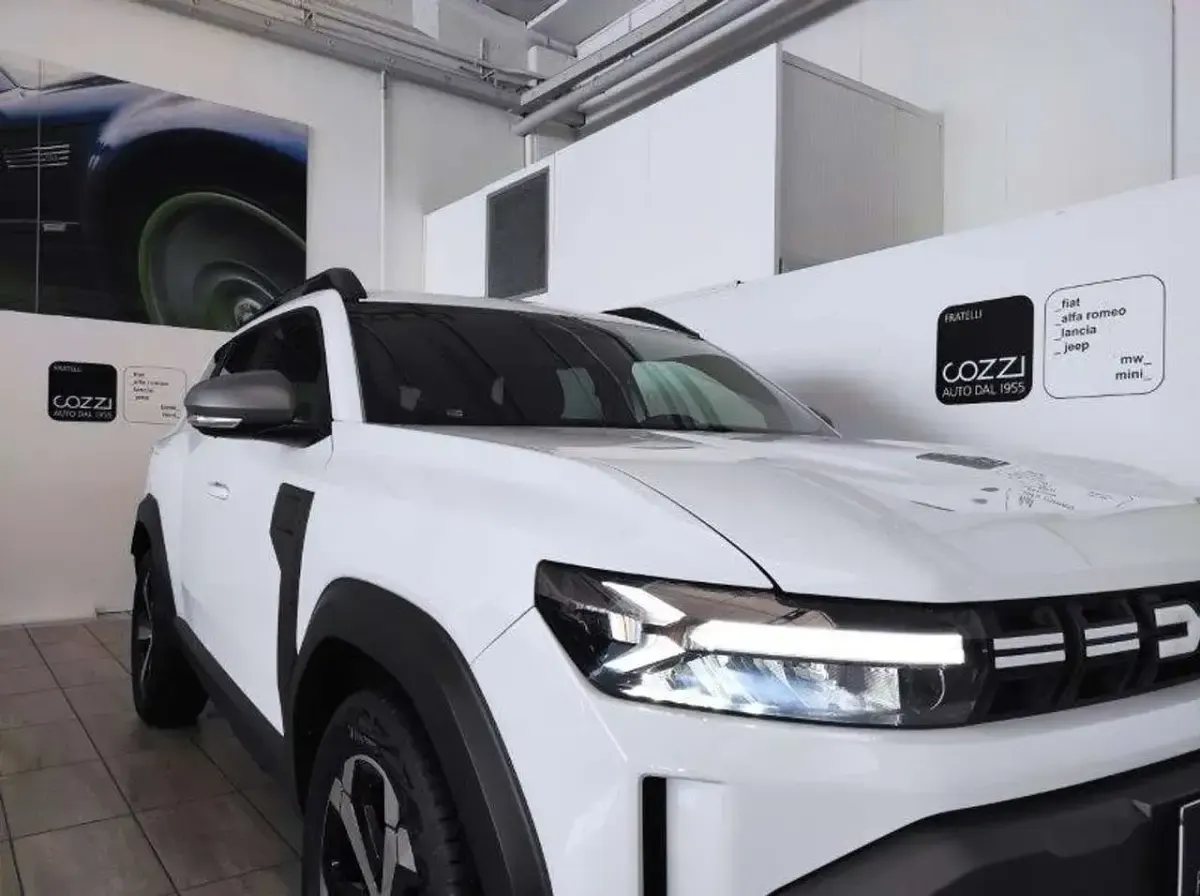 Nuova Dacia Duster Journey 101 CV (74 kW) 2025 Bianco Furgone