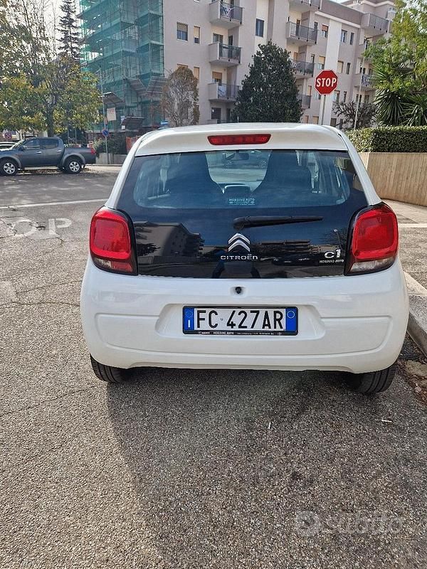 Usata Citroën C1 68 CV (50 kW) 2015 Bianco Utilitaria