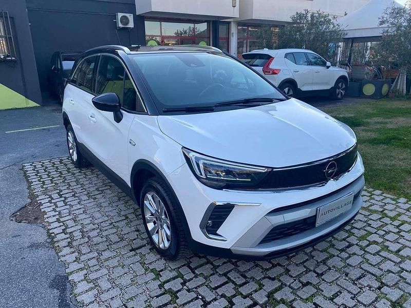 Usata Opel Crossland X Design Edition 110 CV (80 kW) 2022 Bianco pastellotetto nero SUV